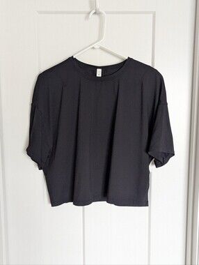 Lululemon Abrasion Resistant Training Cropped T-shirt - Black sz 12